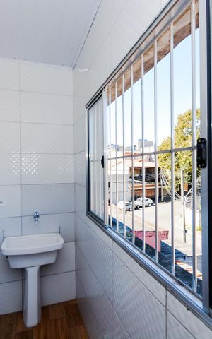 Casa para alugar com 65m², 3 quartos e sem vagaÁrea de Serviço