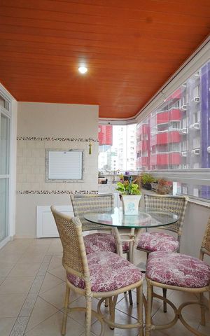 Apartamento para alugar com 139m², 3 quartos e 2 vagasVaranda