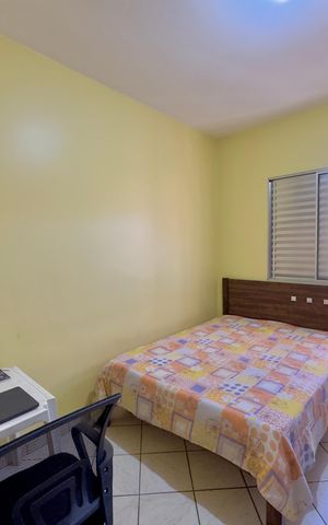 Casa à venda com 223m², 6 quartos e 2 vagas Casa à venda com 223m², 6 quartos e 2 vagasQuarto 3