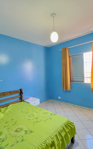 Casa à venda com 223m², 6 quartos e 2 vagas Casa à venda com 223m², 6 quartos e 2 vagasQuarto 2