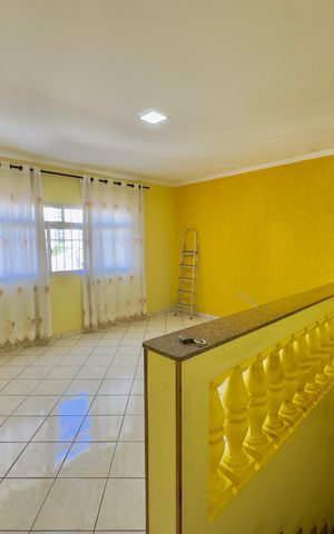 Casa à venda com 223m², 6 quartos e 2 vagas Casa à venda com 223m², 6 quartos e 2 vagasSala 2
