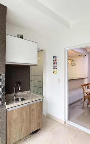 Apartamento à venda com 100m², 3 quartos e 2 vagas Apartamento à venda com 100m², 3 quartos e 2 vagasSacada