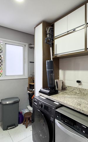 Apartamento à venda com 100m², 3 quartos e 2 vagas Apartamento à venda com 100m², 3 quartos e 2 vagasÁrea de Serviço