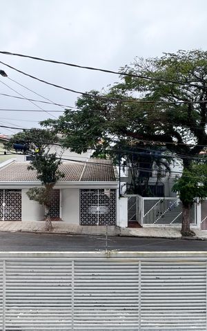 Apartamento à venda com 100m², 3 quartos e 2 vagas Apartamento à venda com 100m², 3 quartos e 2 vagasVista - Sacada