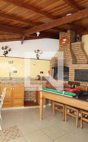 Apartamento para alugar com 132m², 3 quartos e 1 vagaÁrea externa