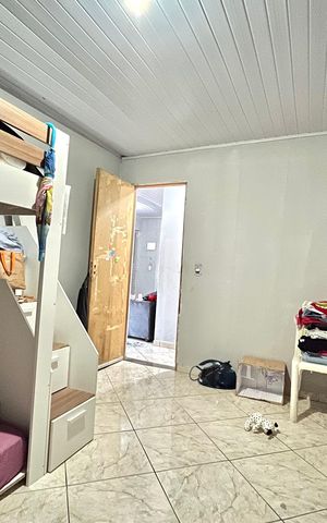 Casa à venda com 90m², 2 quartos e sem vaga Casa à venda com 90m², 2 quartos e sem vagaQuarto 2