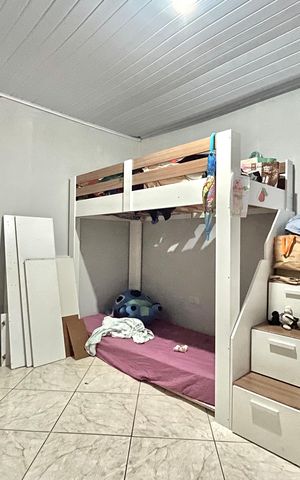 Casa à venda com 90m², 2 quartos e sem vaga Casa à venda com 90m², 2 quartos e sem vagaQuarto 2