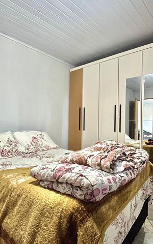 Casa à venda com 90m², 2 quartos e sem vaga Casa à venda com 90m², 2 quartos e sem vagaQuarto 1