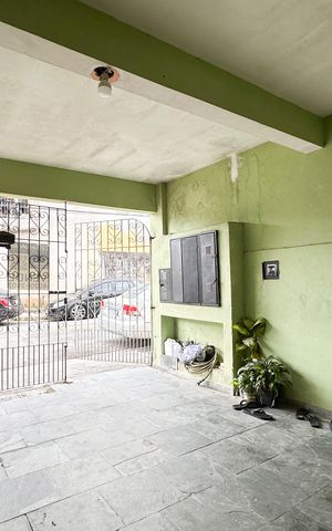 Casa à venda com 199m², 4 quartos e 1 vaga Casa à venda com 199m², 4 quartos e 1 vagaGaragem