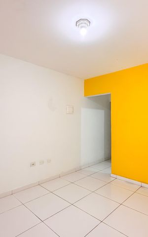 Casa à venda com 199m², 4 quartos e 1 vaga Casa à venda com 199m², 4 quartos e 1 vagaSala - Casa 3