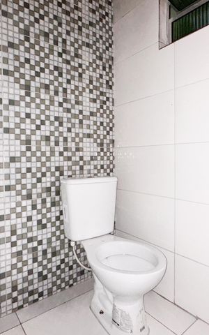 Casa à venda com 199m², 4 quartos e 1 vaga Casa à venda com 199m², 4 quartos e 1 vagaBanheiro Social - Casa 2