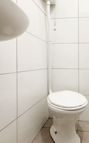 Casa à venda com 199m², 4 quartos e 1 vaga Casa à venda com 199m², 4 quartos e 1 vagaBanheiro Social - Casa 4