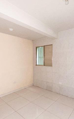 Casa à venda com 199m², 4 quartos e 1 vaga Casa à venda com 199m², 4 quartos e 1 vagaSala - Casa 2