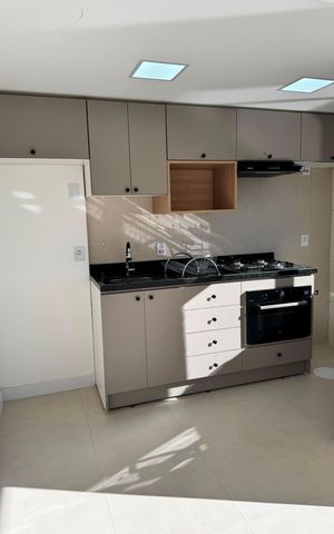 Apartamento à venda com 56m², 2 quartos e 2 vagas Apartamento à venda com 56m², 2 quartos e 2 vagasCozinha