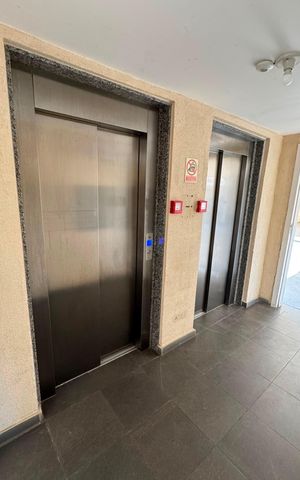 Apartamento à venda com 56m², 2 quartos e 2 vagas Apartamento à venda com 56m², 2 quartos e 2 vagasÁrea externa