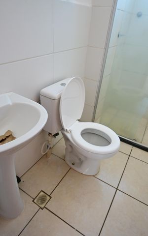 Apartamento para alugar com 49m², 2 quartos e 1 vaga Apartamento para alugar com 49m², 2 quartos e 1 vagaBanheiro social