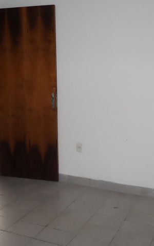 Casa à venda com 80m², 3 quartos e sem vagaSala