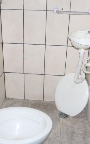Casa à venda com 80m², 3 quartos e sem vagaBanheiro da  suíte 2