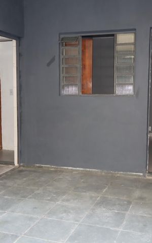 Casa à venda com 80m², 3 quartos e sem vagaQuintal