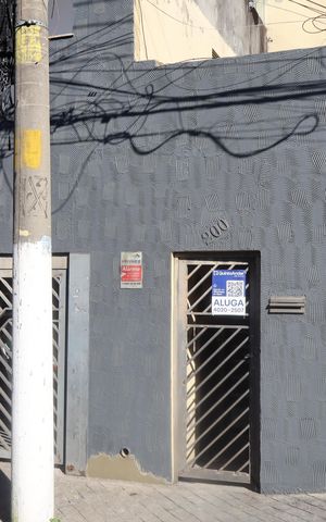 Casa à venda com 80m², 3 quartos e sem vagaFachada 