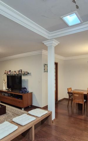 Casa à venda com 180m², 3 quartos e 2 vagas Casa à venda com 180m², 3 quartos e 2 vagasSala