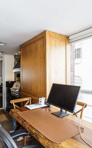 Apartamento à venda com 174m², 3 quartos e 3 vagas Apartamento à venda com 174m², 3 quartos e 3 vagasVaranda da Sala