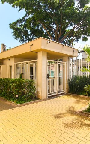 Apartamento à venda com 40m², 2 quartos e sem vaga Apartamento à venda com 40m², 2 quartos e sem vagaEntrada