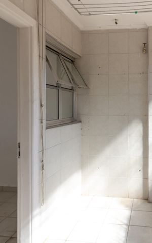 Apartamento para alugar com 140m², 3 quartos e sem vagaÁrea de Serviço