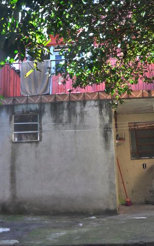 Casa à venda com 380m², 2 quartos e 1 vaga Casa à venda com 380m², 2 quartos e 1 vagaQuintal
