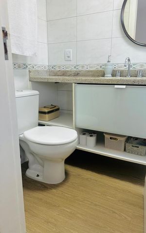 Apartamento para alugar com 59m², 2 quartos e 2 vagas Apartamento para alugar com 59m², 2 quartos e 2 vagasBanheiro da Suíte