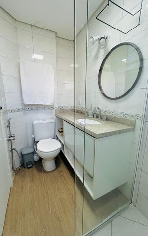 Apartamento para alugar com 59m², 2 quartos e 2 vagas Apartamento para alugar com 59m², 2 quartos e 2 vagasBanheiro da Suíte