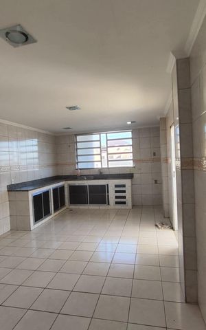 Apartamento para alugar com 140m², 2 quartos e sem vaga
