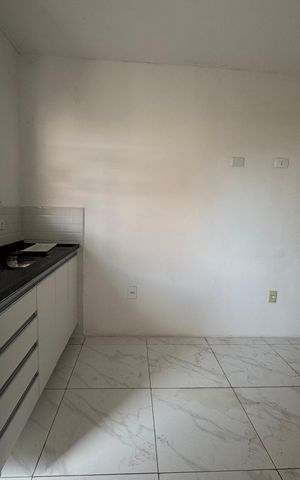 Casa para alugar com 60m², 2 quartos e 1 vaga Casa para alugar com 60m², 2 quartos e 1 vagaSala/Cozinha