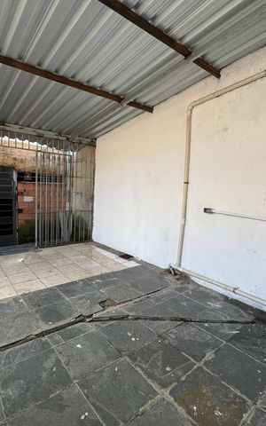 Casa para alugar com 60m², 2 quartos e 1 vaga Casa para alugar com 60m², 2 quartos e 1 vagaQuintal