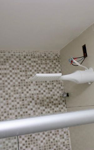 Casa de condomínio para alugar com 70m², 1 quarto e 1 vaga Casa de condomínio para alugar com 70m², 1 quarto e 1 vagaBanheiro
