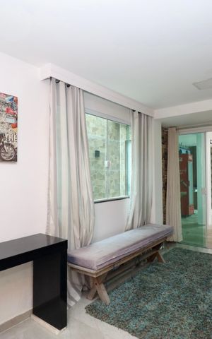 Casa de condomínio para alugar com 70m², 1 quarto e 1 vaga Casa de condomínio para alugar com 70m², 1 quarto e 1 vagaSala