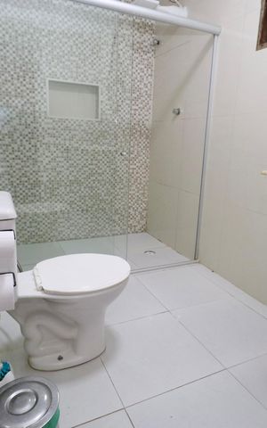 Casa de condomínio para alugar com 70m², 1 quarto e 1 vaga Casa de condomínio para alugar com 70m², 1 quarto e 1 vagaBanheiro