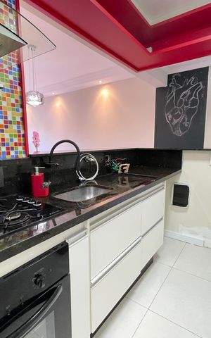 Apartamento à venda com 60m², 3 quartos e 1 vaga Apartamento à venda com 60m², 3 quartos e 1 vagaCozinha e Área de Serviço