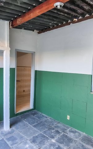 Casa à venda com 112m², 2 quartos e sem vaga