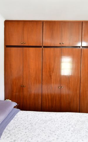 Casa à venda com 300m², 4 quartos e 4 vagasQuarto 4 - Suíte
