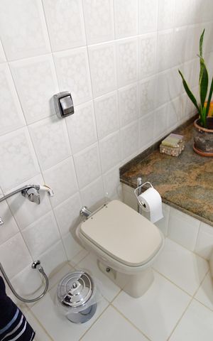 Casa à venda com 300m², 4 quartos e 4 vagasBanheiro Suíte