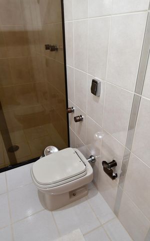 Casa à venda com 300m², 4 quartos e 4 vagasBanheiro Social