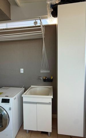 Apartamento à venda com 126m², 2 quartos e 2 vagas Apartamento à venda com 126m², 2 quartos e 2 vagasLavanderia - Andar de cima