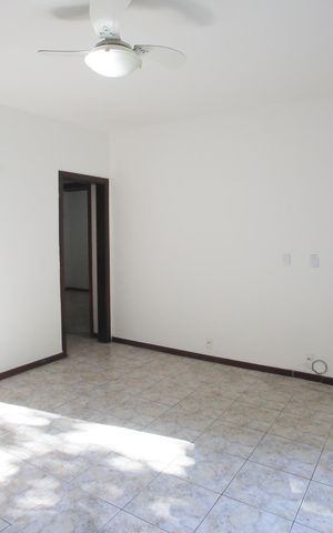 Casa à venda com 180m², 5 quartos e 2 vagasSala