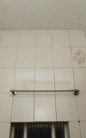 Casa à venda com 180m², 4 quartos e 4 vagasBanheiro de serviço