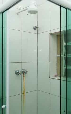 Casa à venda com 180m², 4 quartos e 4 vagasBanheiro social
