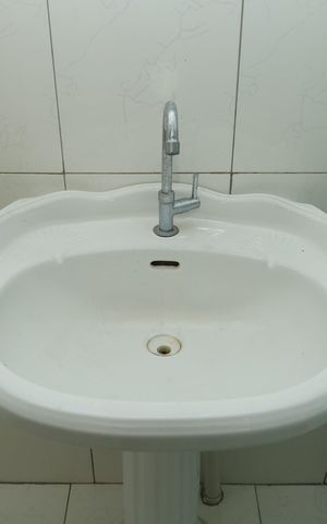 Casa à venda com 180m², 4 quartos e 4 vagasBanheiro social