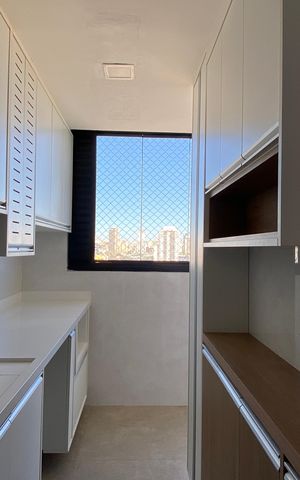 Apartamento à venda com 49m², 2 quartos e 1 vaga Apartamento à venda com 49m², 2 quartos e 1 vagaCozinha - Área de Serviço
