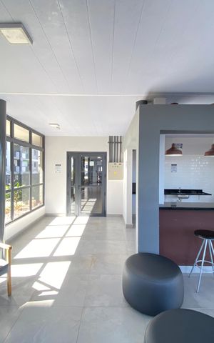Apartamento à venda com 49m², 2 quartos e 1 vaga Apartamento à venda com 49m², 2 quartos e 1 vagaÁrea comum - Salão de festas