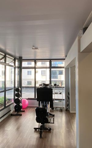 Apartamento à venda com 49m², 2 quartos e 1 vaga Apartamento à venda com 49m², 2 quartos e 1 vagaÁrea comum - Academia